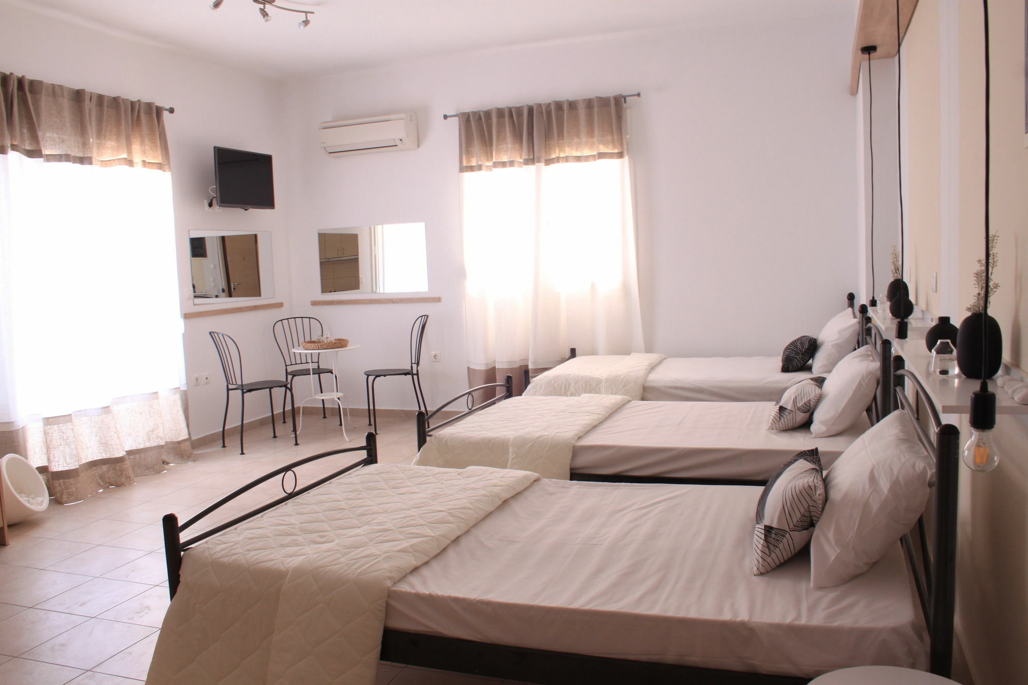 Krinis Apartments Rhodes City Buitenkant foto